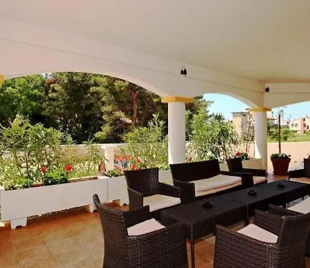 Vedorna - Big Wellness House Near Beach, Pool, Wellness With Jacuzzi & Sauna, Game Room, Table Tennis, Playground & Bbq, Pomer, Istria * Pomer