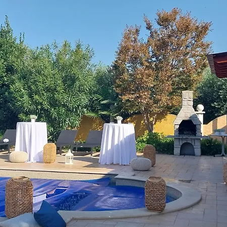 Villa Vedorna - Big Wellness House Near Beach, Pool, Wellness With Jacuzzi & Sauna, Game Room, Table Tennis, Playground & Bbq, Pomer, Istria Pomer