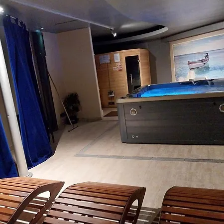 Willa Vedorna - Big Wellness House Near Beach, Pool, Wellness With Jacuzzi & Sauna, Game Room, Table Tennis, Playground & Bbq, Pomer, Istria Pomer