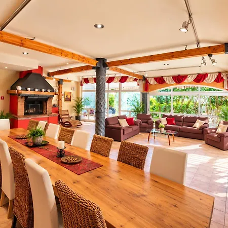 Willa Vedorna - Big Wellness House Near Beach, Pool, Wellness With Jacuzzi & Sauna, Game Room, Table Tennis, Playground & Bbq, Pomer, Istria