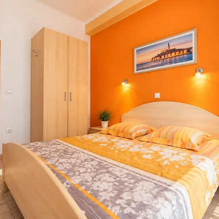 Vedorna - Big Wellness House Near Beach, Pool, Wellness With Jacuzzi & Sauna, Game Room, Table Tennis, Playground & Bbq, Pomer, Istria Willa Pomer