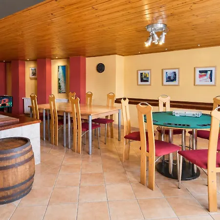 Willa Vedorna - Big Wellness House Near Beach, Pool, Wellness With Jacuzzi & Sauna, Game Room, Table Tennis, Playground & Bbq, Pomer, Istria Pomer