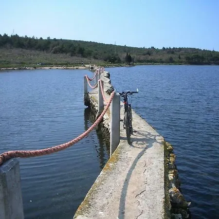 Vedorna - Big Wellness House Near Beach, Pool, Wellness With Jacuzzi & Sauna, Game Room, Table Tennis, Playground & Bbq, Pomer, Istria Villa Pomer